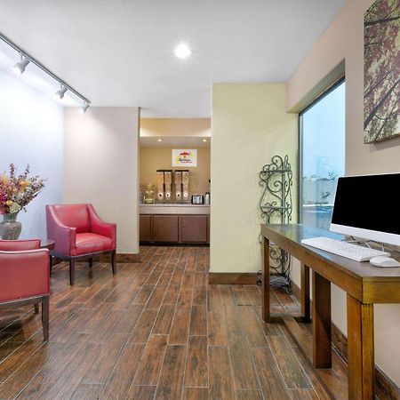 Готель Super 8 By Wyndham New Braunfels I-35 Екстер'єр фото